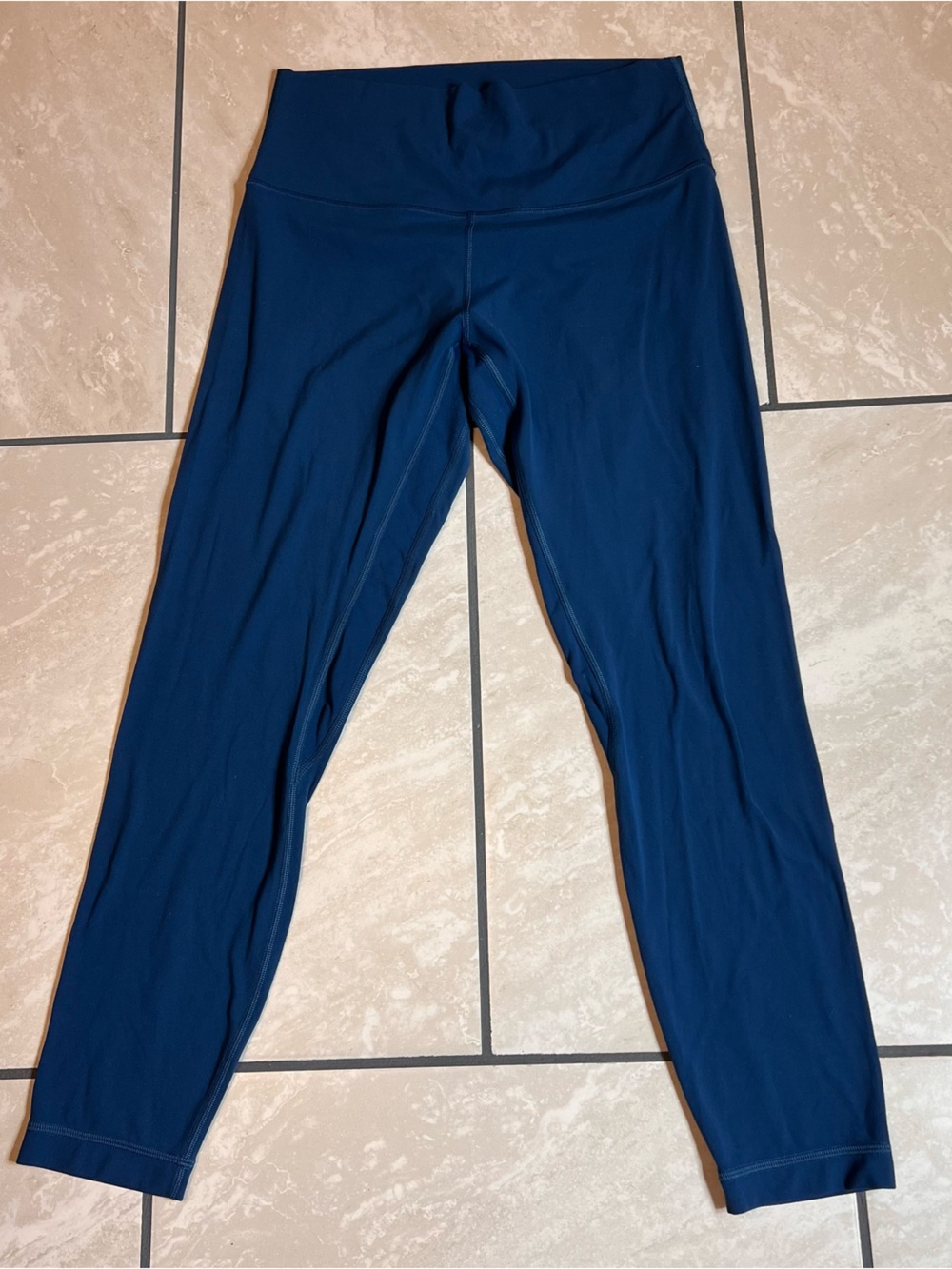 Women’s size 8 Lululemon leggings soft stretch high waist